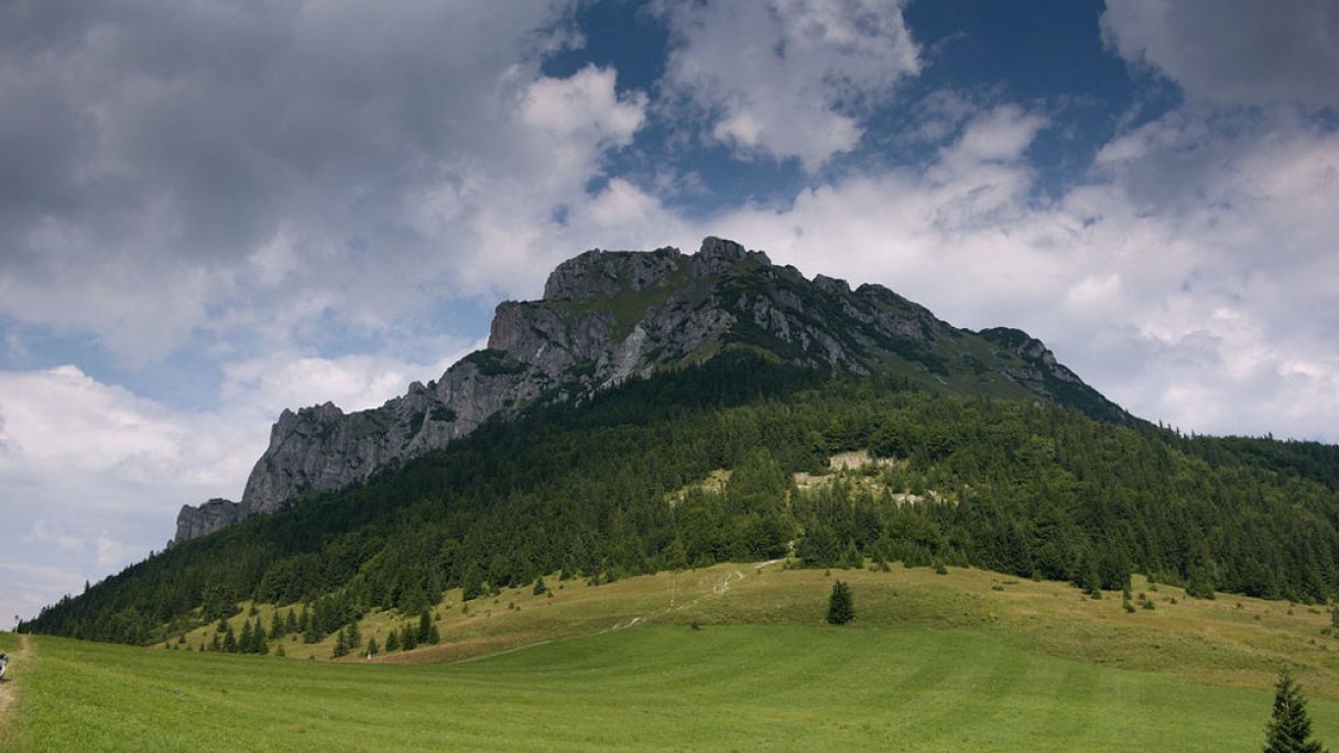 Veľký Rozsutec Malá Fatra 1 Autor: Olgierd Rudak Zdroj: https://www.flickr.com/search/?text=rozsutec&license=4%2C5%2C6%2C9%2C10