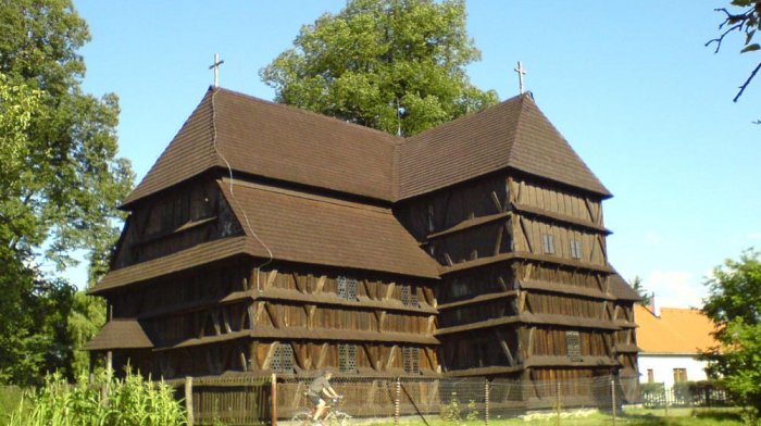 Dřevěný artikulární kostel Hronsek