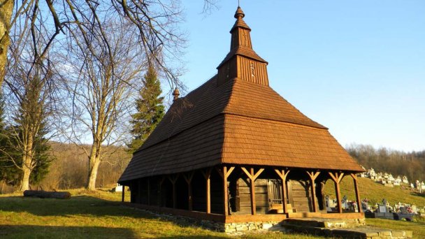 Kostel sv. Michala archanděla Topoľa 4