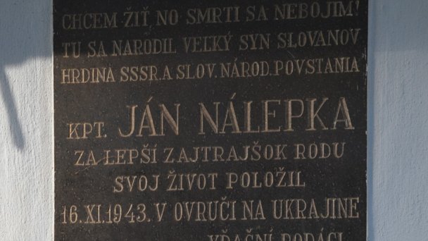 Rodný dom kpt. Jána Nálepku Autor: Robert Jahoda Zdroj: https://upload.wikimedia.org/wikipedia/commons/9/99/Pamatna_tabula.jpg Rodný dom kpt. Jána Nálepku Autor: Robert Jahoda Zdroj: https://upload.wikimedia.org/wikipedia/commons/9/99/Pamatna_tabula.jpg
