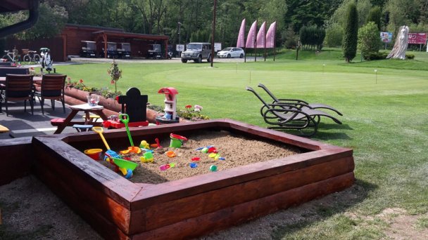 Golfové hřiště Alpinka 4