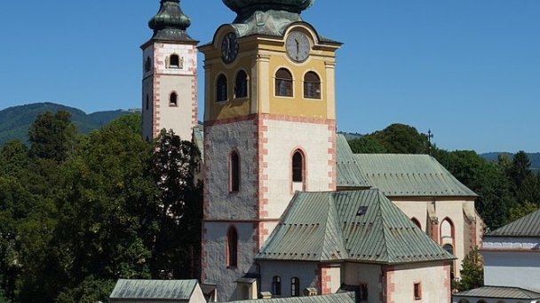 Hrad Banská Bystrica 4 Autor: Milan Bališin Zdroj: https://upload.wikimedia.org/wikipedia/commons/thumb/2/2e/Bansk%C3%A1_Bystrica_-_Barbak%C3%A1n_-_Mestsk%C3%BD_hrad_v_Banskej_Bystrici_006.jpg/800px-Bansk%C3%A1_Bystrica_-_Barbak%C3%A1n_-_Mestsk%C3%BD_hrad_v_Banskej_Bystrici_006.jpg