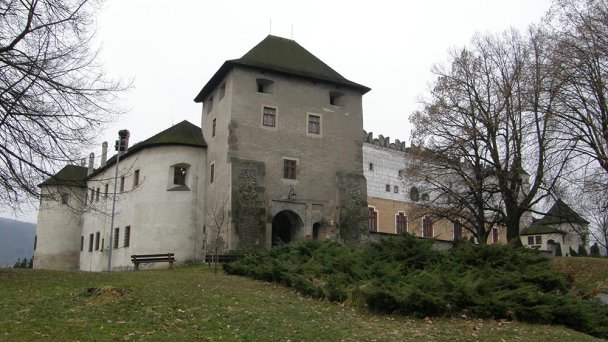 Zvolenský zámek 4 Zdroj: https://sk.wikipedia.org/wiki/Zvolensk%C3%BD_hrad_(nov%C3%BD)