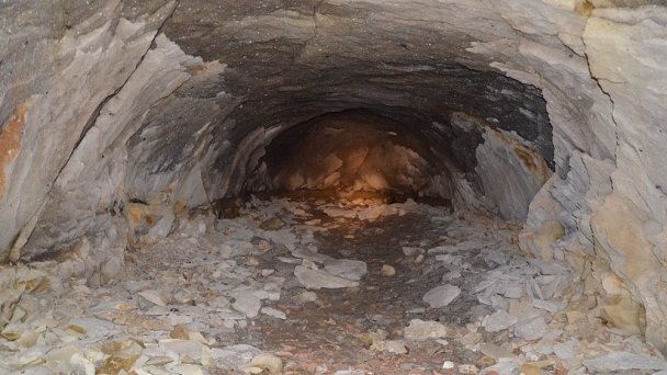 Mučínska jaskyňa Autor: Facebook Zdroj: https://scontent.fbts7-1.fna.fbcdn.net/v/t31.0-8/26172748_1909304342719122_7852733667564818569_o.jpg?_nc_cat=108&ccb=2&_nc_sid=cdbe9c&_nc_ohc=YFmGmygZNCgAX_Mgwq1&_nc_ht=scontent.fbts7-1.fna&oh=21bb4e2f357d4d704cd3654ab4a92623&oe=5FF58602 Mučínska jaskyňa Autor: Facebook Zdroj: https://scontent.fbts7-1.fna.fbcdn.net/v/t31.0-8/26172748_1909304342719122_7852733667564818569_o.jpg?_nc_cat=108&ccb=2&_nc_sid=cdbe9c&_nc_ohc=YFmGmygZNCgAX_Mgwq1&_nc_ht=scontent.fbts7-1.fna&oh=21bb4e2f357d4d704cd3654ab4a92623&oe=5FF58602