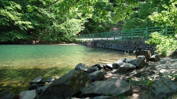 Jezero Morské oko 4 Zdroj: https://sk.wikipedia.org/wiki/Morsk%C3%A9_oko_(jazero)