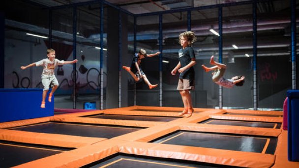 JUMP FUN - více než 100 atrakcí pro všechny věkové kategorie 6 JUMP FUN - více než 100 atrakcí pro všechny věkové kategorie 6