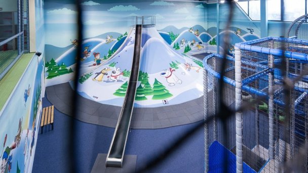JUMP FUN - více než 100 atrakcí pro všechny věkové kategorie 21 JUMP FUN - více než 100 atrakcí pro všechny věkové kategorie 21