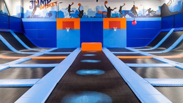 JUMP FUN - více než 100 atrakcí pro všechny věkové kategorie 23 JUMP FUN - více než 100 atrakcí pro všechny věkové kategorie 23