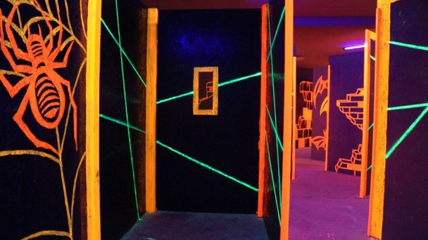 LaserLiptov Autor: https://www.liptovlasers.com/ Zdroj: https://www.liptovlasers.com/sk/photoloader/7/fdp_2588.jpg/720x720