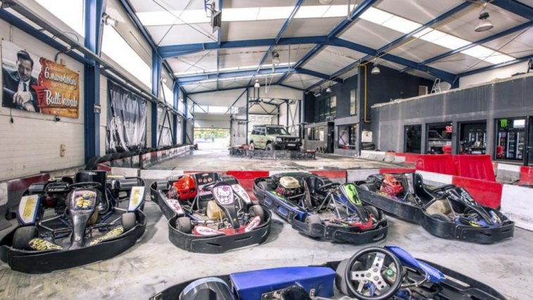 Coca-cola Kart Aréna 1 Zdroj: https://www.travelguide.sk/svk/turisticke-zaujimavosti/kart-arena-kosice_837_1.html