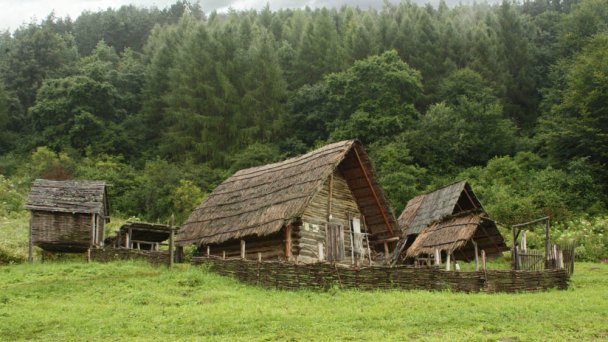 Archeologické muzeum v přírodě Liptovská Mara - Havránok 2 Zdroj: https://sk.wikipedia.org/wiki/Havr%C3%A1nok Archeologické muzeum v přírodě Liptovská Mara - Havránok 2 Zdroj: https://sk.wikipedia.org/wiki/Havr%C3%A1nok