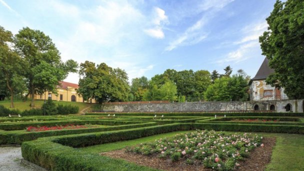 Zámecký park Hlohovec 5 Zdroj: https://www.naspark.sk/web/sk/park/15-zamocky-park-hlohovec