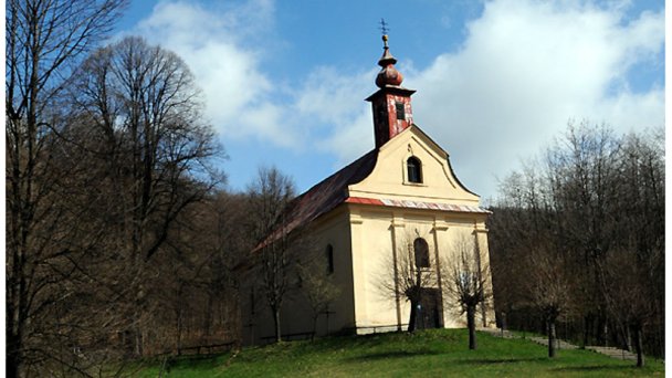 Poutní kostel sv. Anny Rudník 3 Autor: Slavomír Szabó Zdroj: https://abov.vucke.sk/trip/abov/abov/kultura/kulturne-dedicstvo/rudnik-barokovy-kostol-sv-anny.html
