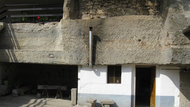 Skalné obydlia Brhlovce Autor: Lubomir.borovic Zdroj: https://upload.wikimedia.org/wikipedia/commons/1/1b/Brhlovce_IMG_2405.JPG