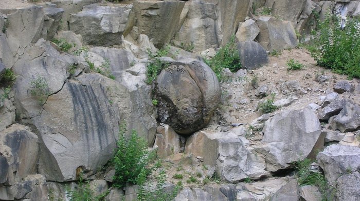 Kamenné koule v Megoňkách Čadca