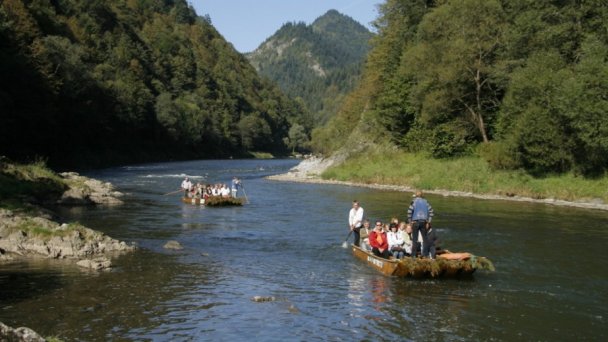 Pltnictví Dunajec, splavování Dunajce - Červený Kláštor 3 Zdroj: http://pltnictvo.eu.sk/galeria/