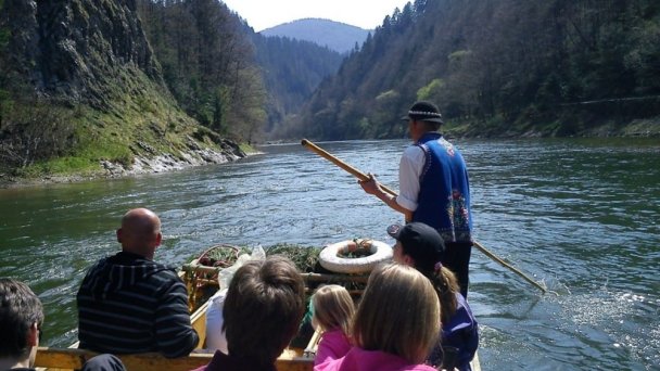 Pltnictví Dunajec, splavování Dunajce - Červený Kláštor 9 Zdroj: http://pltnictvo.eu.sk/galeria/