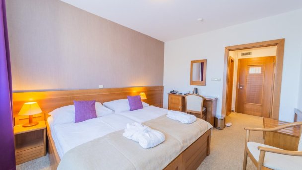 Wellness hotel Kontakt **** Stará Lesná 13 Wellness hotel Kontakt **** Stará Lesná 13