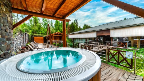 Wellness hotel Kontakt **** Stará Lesná 24 Wellness hotel Kontakt **** Stará Lesná 24