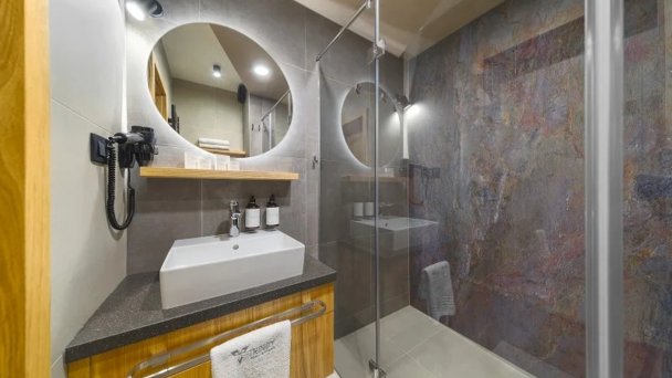 Hotel Sitno *** Vyhne 26