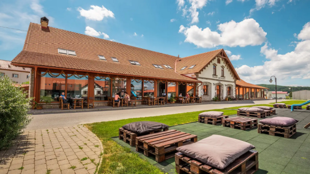 Resort Masarykov dvor 8
