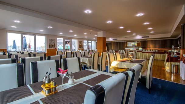 Hotel Sun **** Senec 22