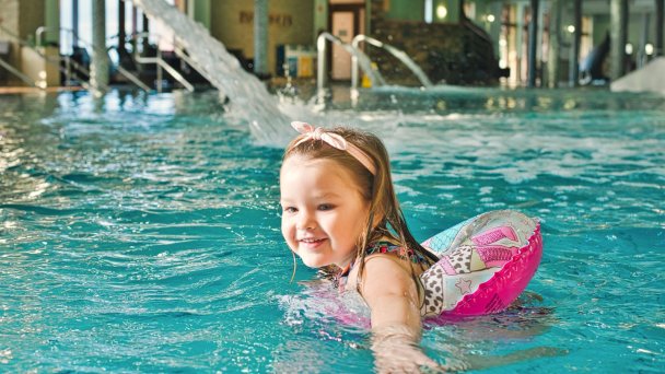 Hotel Akvamarín **** Bešeňová 24 Hotel Akvamarín **** Bešeňová 24