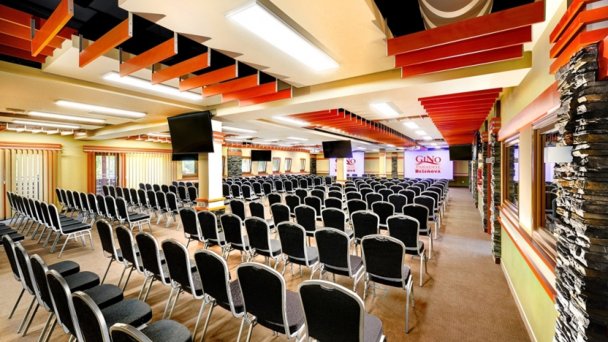 Hotel Akvamarín **** Bešeňová 38 Hotel Akvamarín **** Bešeňová 38