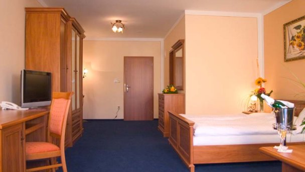 Horský hotel Tini **** Horný Vadičov 27 Horský hotel Tini **** Horný Vadičov 27