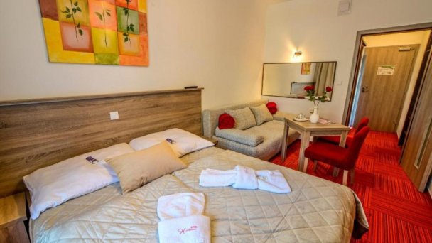 Hotel Hrabovo ** Hrabovská dolina 12 Hotel Hrabovo ** Hrabovská dolina 12