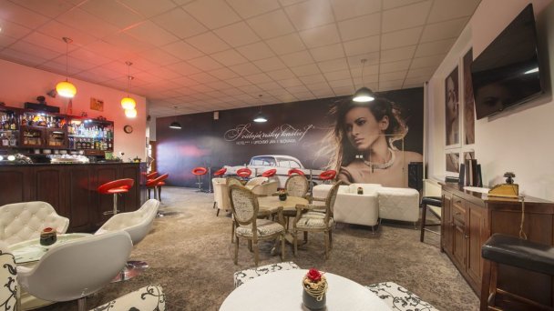 Hotel Svätojánsky kaštieľ *** Liptovský Ján 27