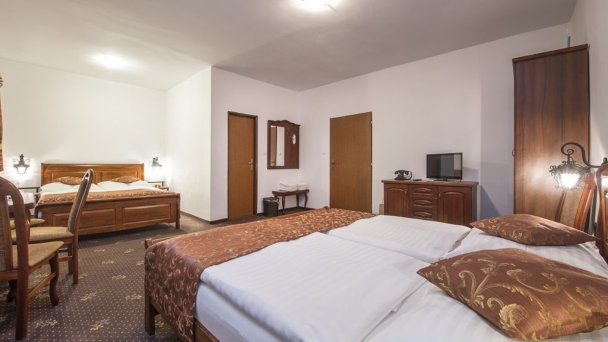 Hotel Svätojánsky kaštieľ *** Liptovský Ján 12