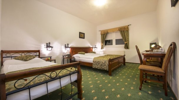 Hotel Svätojánsky kaštieľ *** Liptovský Ján 9