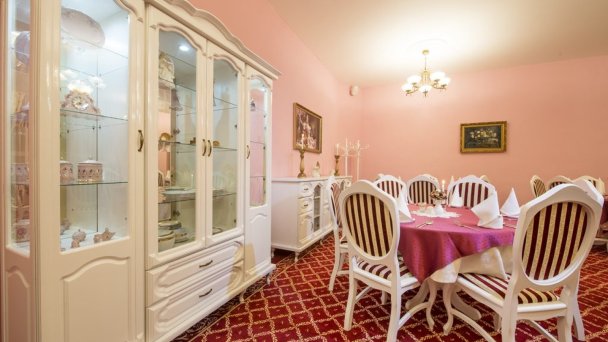 Hotel Svätojánsky kaštieľ *** Liptovský Ján 26