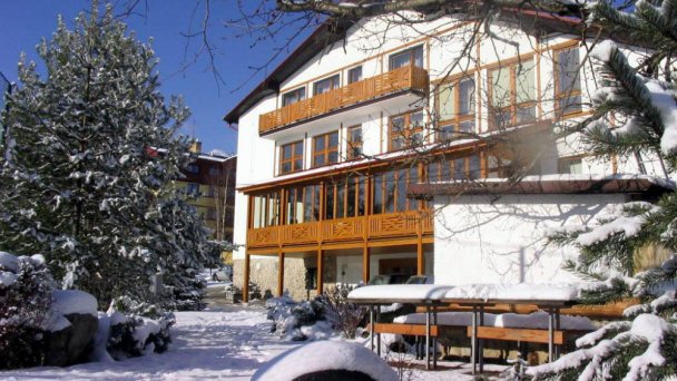 Hotel Forton *** Stará Lesná Hotel k 3.9.2023 ukončil svůj provoz 8