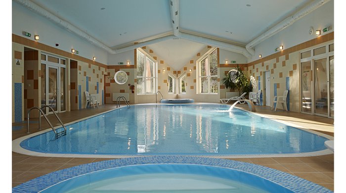 Pohodový senior pobyt se stravou dle výběru, relaxem ve wellness a večerem s hudbou