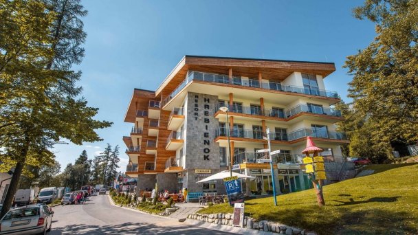Pohľad zo zadnej strany Hrebienok Resortu