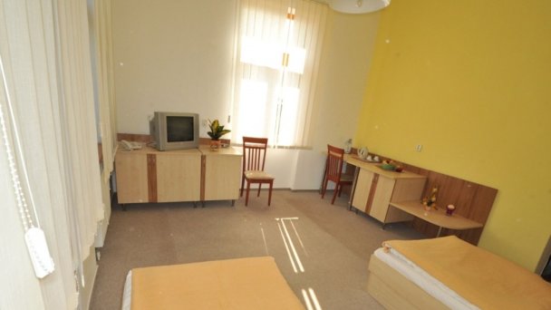 Léčebný dům Slaná ** 4 Léčebný dům Slaná ** 4