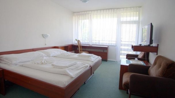 Lázeňský hotel Smaragd *** Lázně Dudince 12