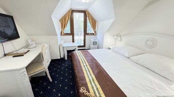 Hotel Aphrodite Palace ****  12