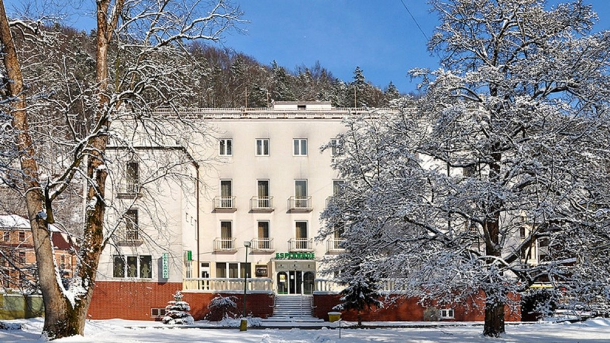 Léčebný dům Esplanade Lázně Trenčianske Teplice 1