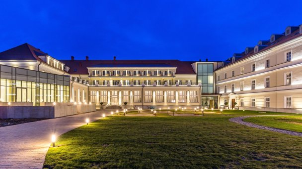 Léčebný hotel Royal Palace ***** 25