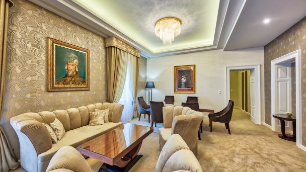 Léčebný hotel Royal Palace ***** 75
