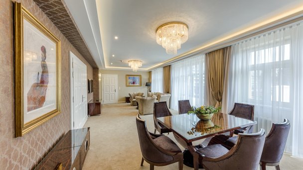 Léčebný hotel Royal Palace ***** 63