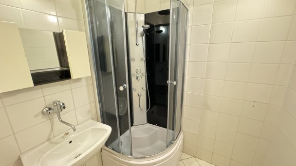 Léčebný dům Lithia ** (původní Travertin II. **) 15