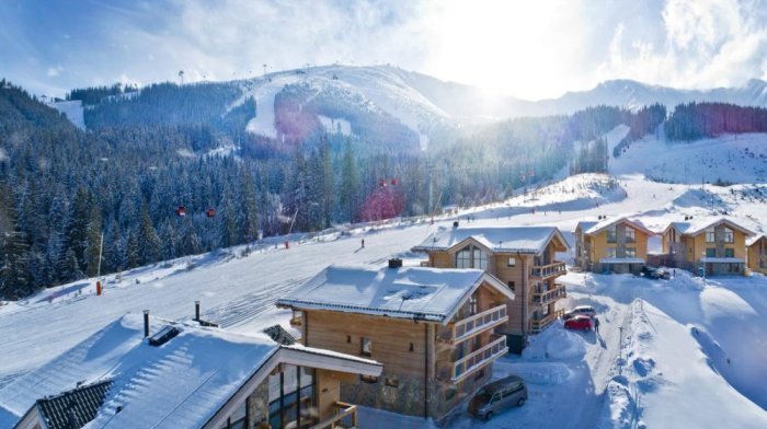 Luxusní horský apartmán v Jasné: Soukromé wellness, krb, lanovky a aquaparky v ceně