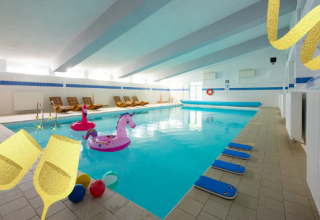 Silvestr se pěveckým triem Lady Colors a DJ Petrem Ondrušem