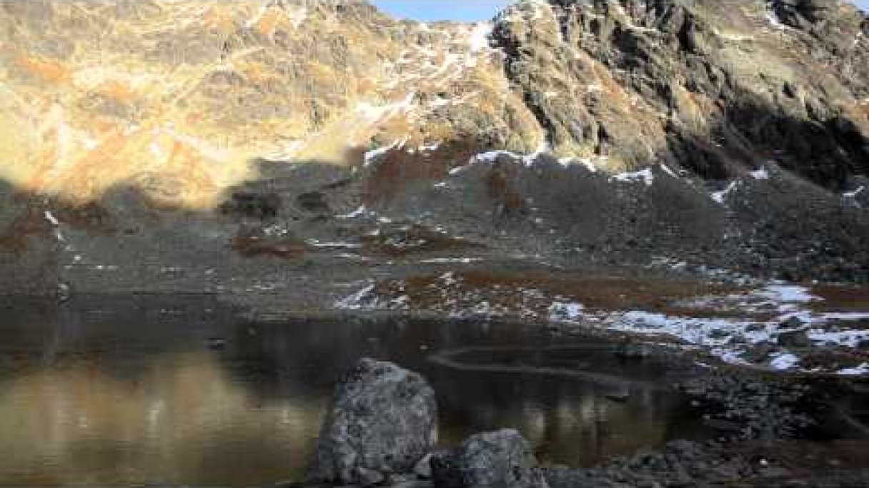 Veľké Hincovo pleso Autor: M D Zdroj: https://www.youtube.com/@MichalDeliman