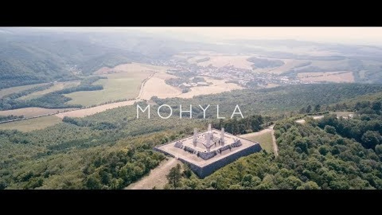 Mohyla Milana Rastislava Štefánika, 4K (Dji Mavic Pro) Autor: Miso Misencik Zdroj: https://www.youtube.com/@misomisencik Mohyla Milana Rastislava Štefánika, 4K (Dji Mavic Pro) Autor: Miso Misencik Zdroj: https://www.youtube.com/@misomisencik