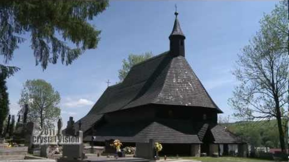 Drevený gotický kostol Všetkých svätých (Tvrdošín) Autor: Slovensky Trip Zdroj: https://www.youtube.com/@slovaktrip